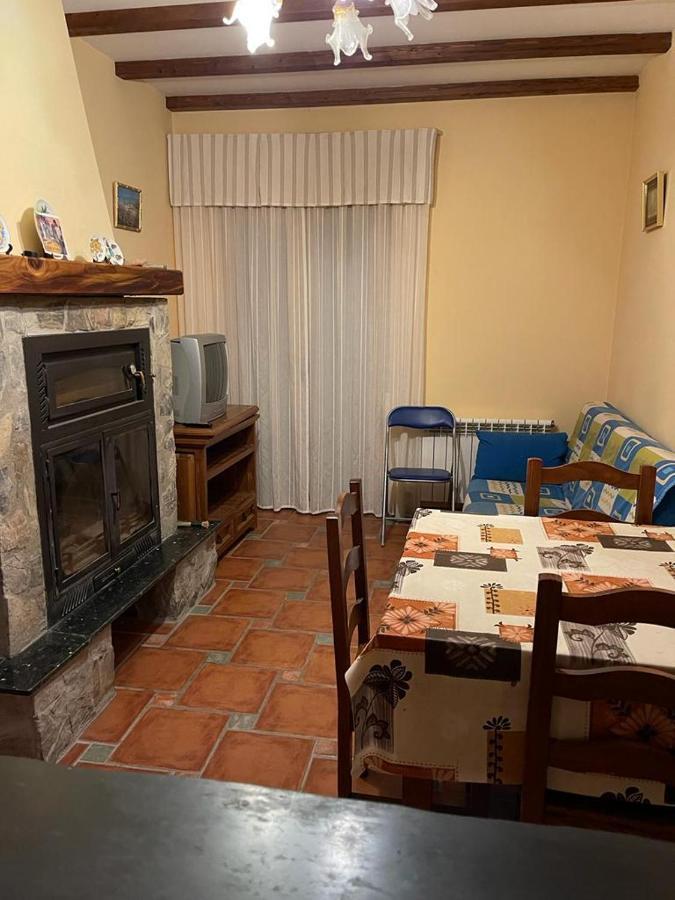 Albergue Rural Gorillo Buitenkant foto