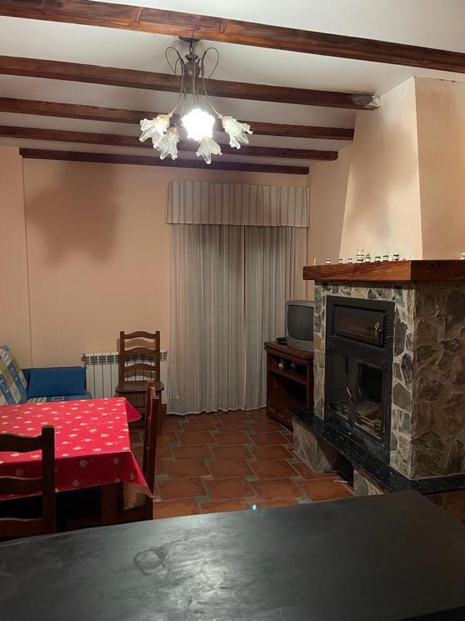 Albergue Rural Gorillo Buitenkant foto